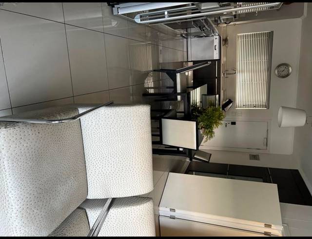 2 BEDROOM PROPERTY TO RENT IN MORNINGSIDE